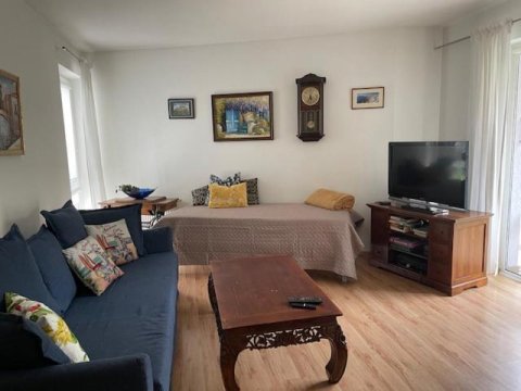 Bellis Apartment