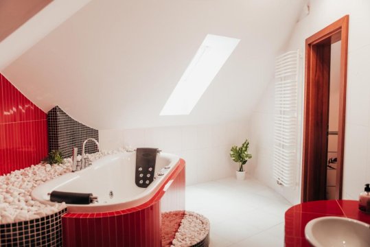 Zarabie Residence