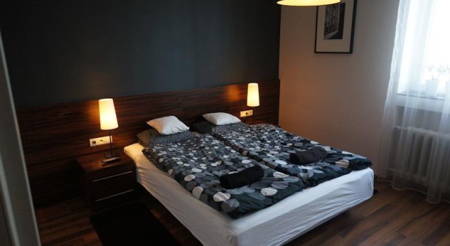 apartament Black sypialnia - APARTAMENTY BLACK&WHITE