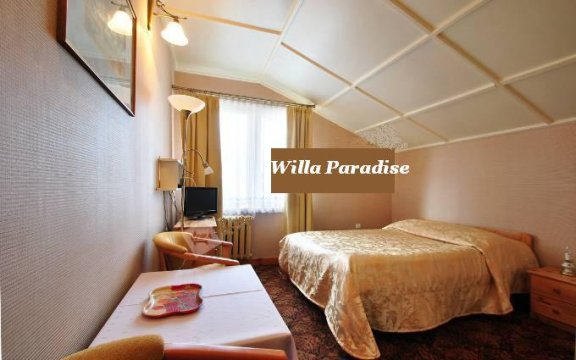 Willa Paradise