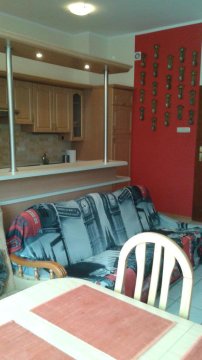 salon z kuchnią - 3-pokojowe mieszkanie