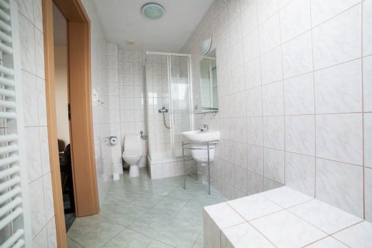 łazienki jak na zdjęciu - Pensjonat Łopienica