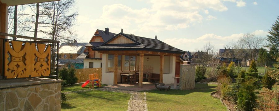 altana i gril - Apartament Tatrachata z ogródkiem i kominkiem idealny dla rodzin