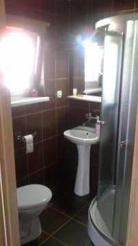 Łazienka z prysznicem i WC - Pokoje Gościnne U Anny i Łukasza