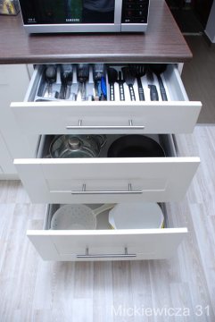 698 66 89 47 - www.noclegszczawno.pl - Apartamenty gościnne Mickiewicza31