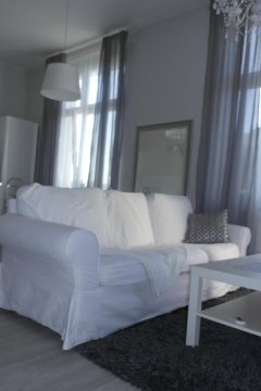 Apartament White