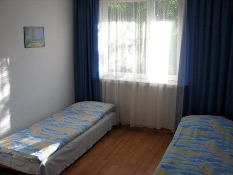 www.bursztynek.kolobrzeg.pl - Tęczowa 7