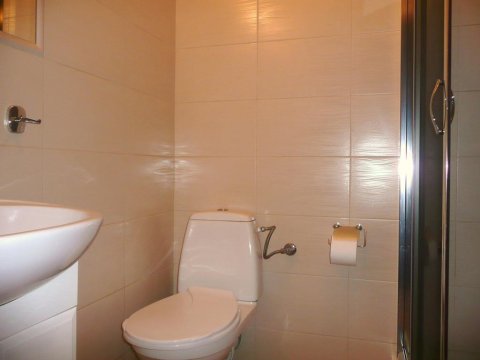 łazienka w mieszkaniu przy ul. 11 Listopada - Mieszkanie i pokoje gościnne