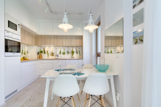 kuchnia - Apartament z ogrodem, tarasem i garażem
