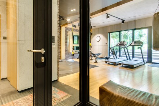 fitness - Apartament z ogrodem, tarasem i garażem