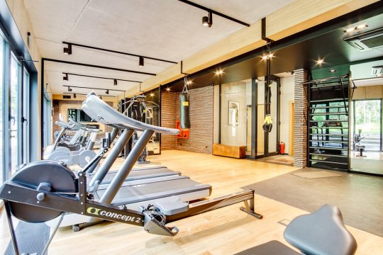 fitness - Apartament z ogrodem, tarasem i garażem