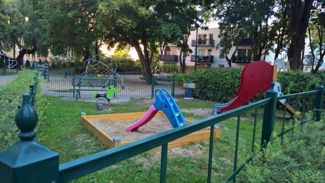 Plac zabaw - Apartamenty i mieszkania w Sopocie położone blisko plaży i Deptaka