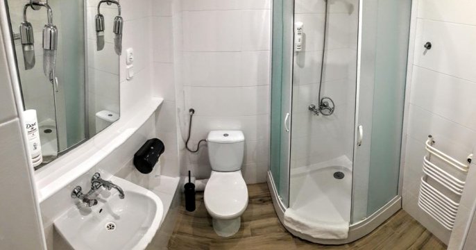 łazienka w pokoju de luxe - Hotel Homer