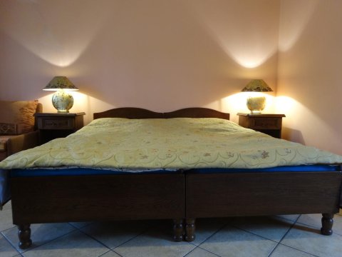 łózko podwójne 180 cm - AGADOS Guest Rooms