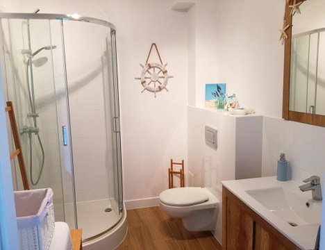 Apartament Blue z ogródkiem - Wakacje na które czekasz cały rok w Apartamentach z plażą na wyciągnięcie ręki