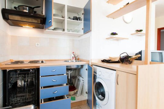 Kitchen - Luton Apartment