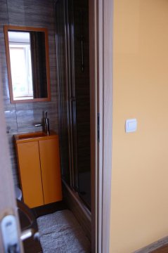 Pokój 2-osobowy z łazienką(4) - Pokoje gościnne u znajomej w Darłowie