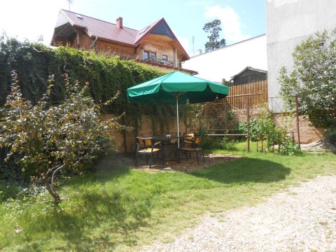 Posesja - Telimena przy promenadzie i molo