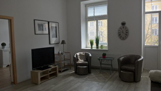 salon - iwona okninska