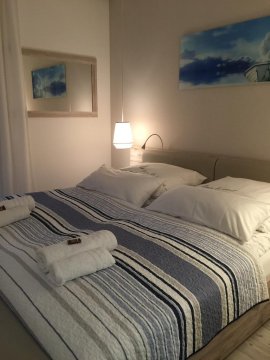 sypialnia - Apartament z ogrodem, tarasem i garażem