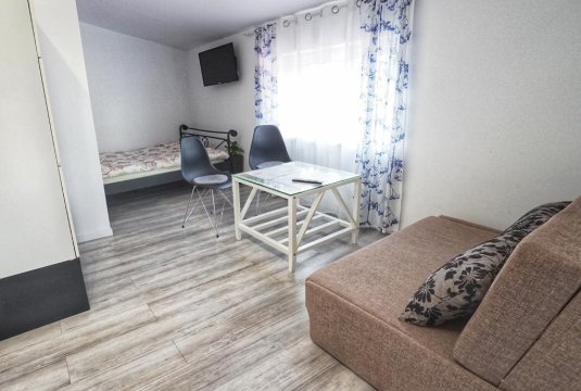 Apartamenty na Pięterku | Dom z widokiem na Jezioro Jamno