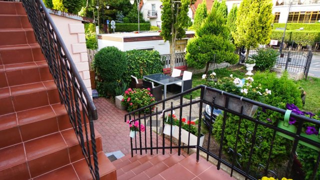 Apartamenty na Pięterku | Dom z widokiem na Jezioro Jamno