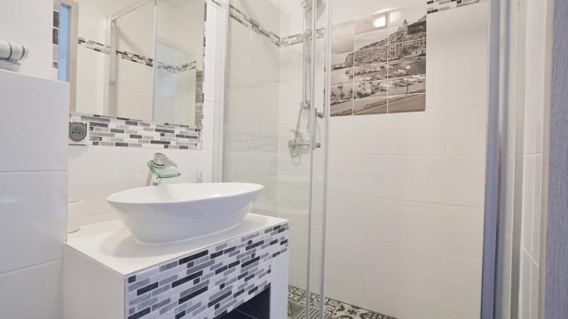 Apartamenty na Pięterku | Dom z widokiem na Jezioro Jamno