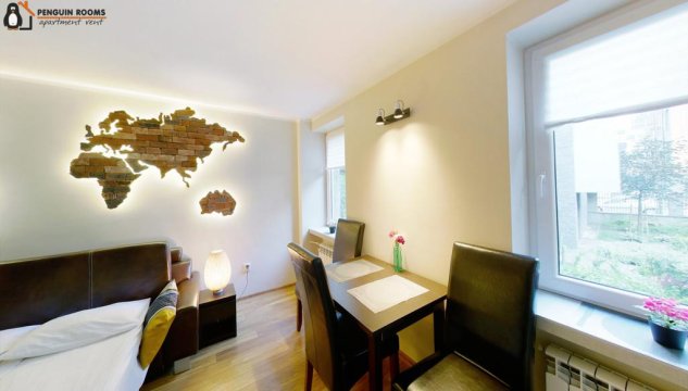 Penguin Rooms 1216