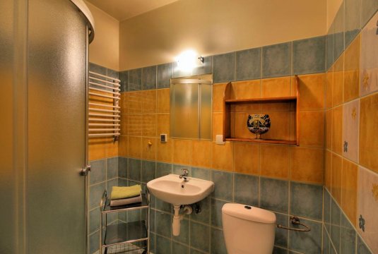 Łazienka dla "KASPROWEGO" - Pokoje z łazienkami z widokiem na Tatry. Ładnie-Czysto-Wygodnie.