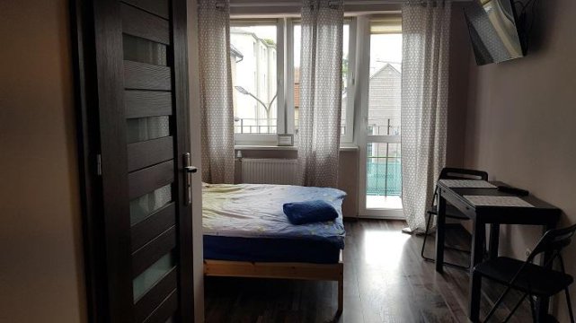 Ceynowy, Pokój D z łazienką i balkonem  - StudioSpanie Pokój z łazienką przy plaży w Sopocie