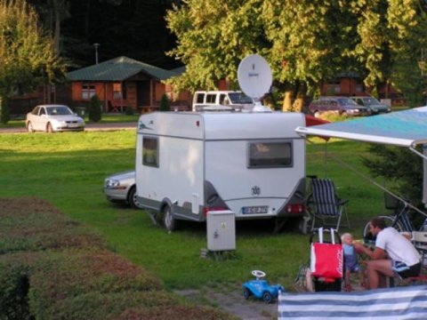 wakacje w przyczepie kempingowej - Camping Baltic - domki, pole namiotowe