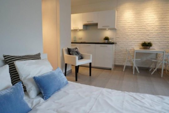 Apartament Pańska. WiFi, klimatyzacja. 250 metrów do Pałacu Kultury