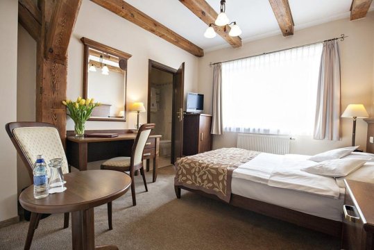 Hotel Lubicz. Komfortowe pokoje i apartamenty Wellness & SPA