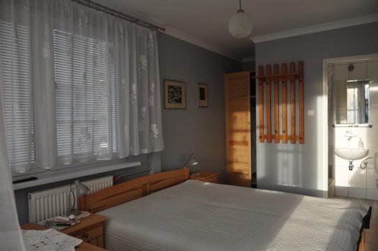 pokoj 2 osob z wyjściem na taras - J&T- Pokoje Wczasowe b. blisko plaży