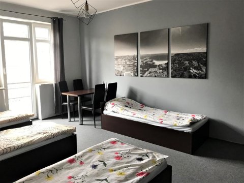 Pokój czteroosobowy - SHIRE apartamenty/pokoje w centrum Gdyni | 5 minut do plaży