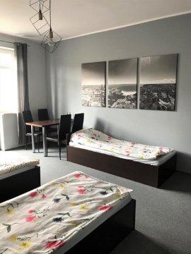 Pokój czteroosboowy - SHIRE apartamenty/pokoje w centrum Gdyni | 5 minut do plaży