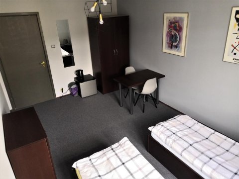 Pokój dwuosobowy - SHIRE apartamenty/pokoje w centrum Gdyni | 5 minut do plaży