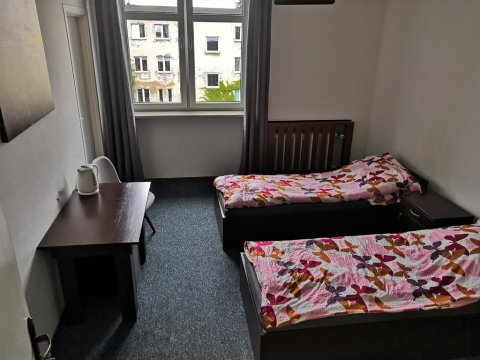 Pokój dwuosobowy - SHIRE apartamenty/pokoje w centrum Gdyni | 5 minut do plaży