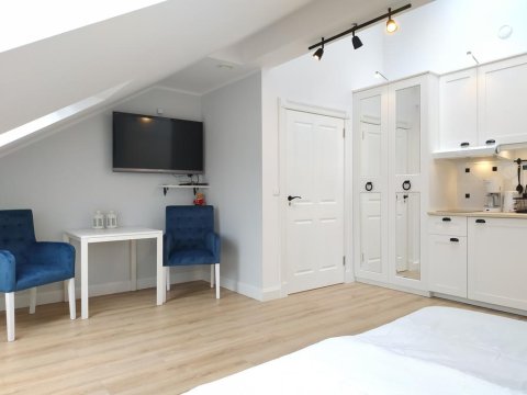 Apartamenty w Willi Zosia 1 i 2-pok.z łazienkami, aneksami k., tarasami. Parking