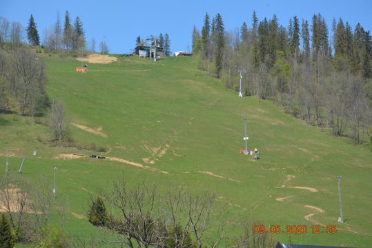 Widok na wyciąg narciarski Harenda - Willa Wiktoria 2. Pokoje z łazienką i balkonem