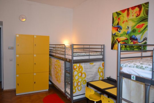 LEMON TREE HOSTEL