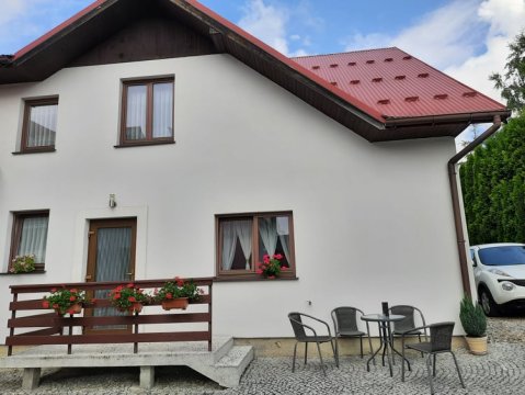 Pokoje w Czorsztynie nad jeziorem Czorsztyńskim zimą i latem .Zapraszamy 