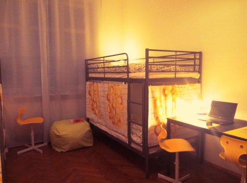 LEMON TREE HOSTEL