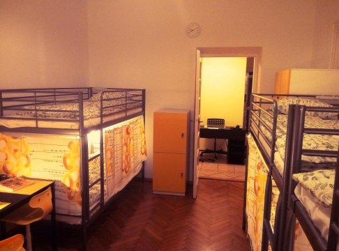 LEMON TREE HOSTEL