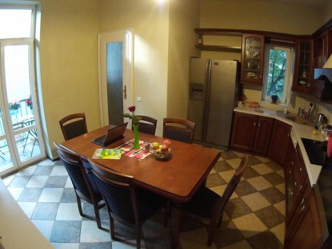 LEMON TREE HOSTEL