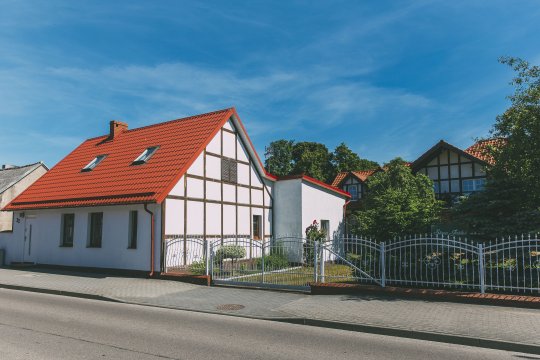 Budynek  apartamentów - Willa Ultima - Apartamenty i pokoje (7+)