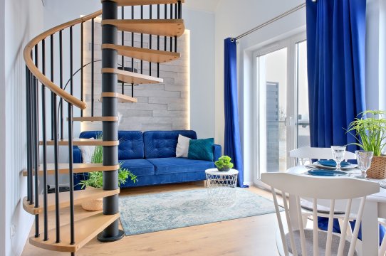 Salon z wyjściem na balkon - Słoneczna Przystań - Apartamenty
