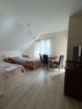 Noclegi Widoczek | Pokoje 1, 2 i 3 osobowe z łazienkami