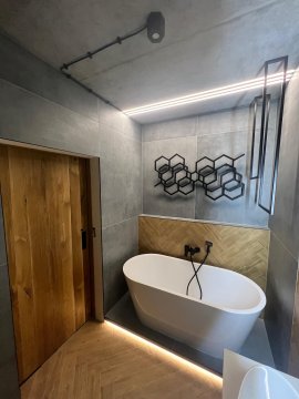 Luksusowy dom z basenem, sauną i jacuzzi