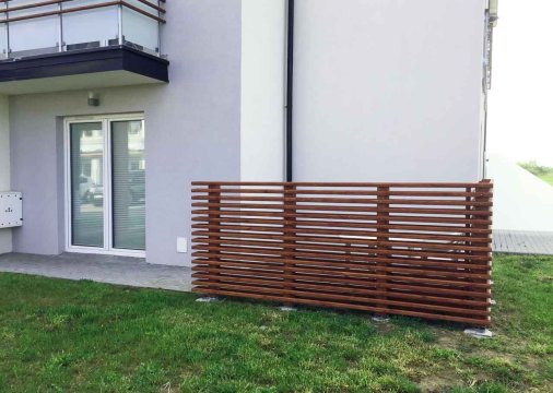 Komfortowy 2  pokojowy  apartament z kuchnią i łazienką blisko plaży na parterze
